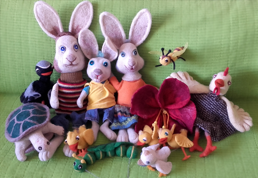 Puppet Show Rabbit Elephant Puppet show “Curious Bunny and the Egg” – KREATIVNA